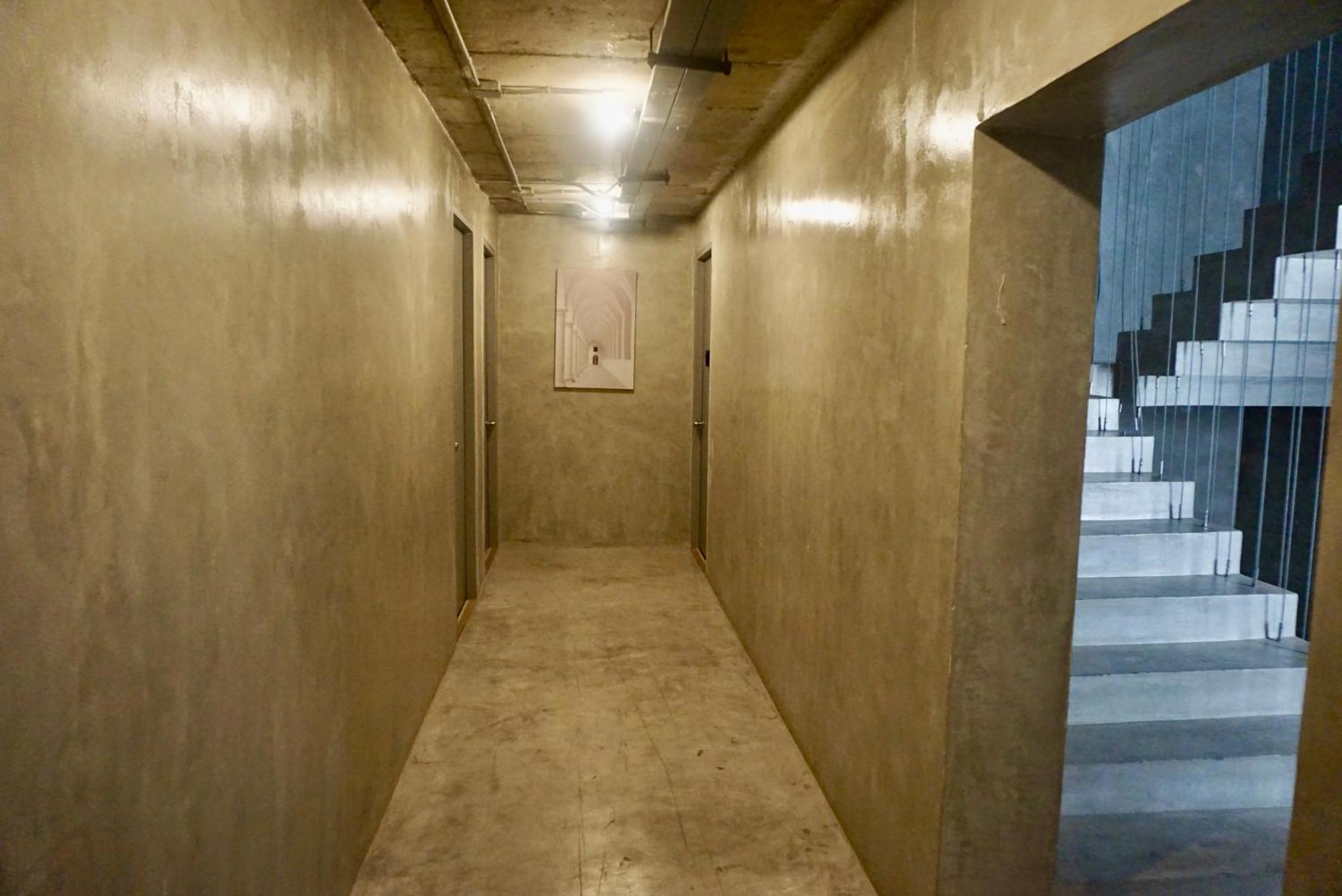 Hash Apartment With Unique Chill Design At Silom Soi 3 방콕 외부 사진